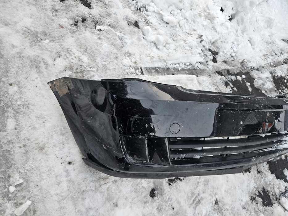 Opel Meriva przedni zderzak