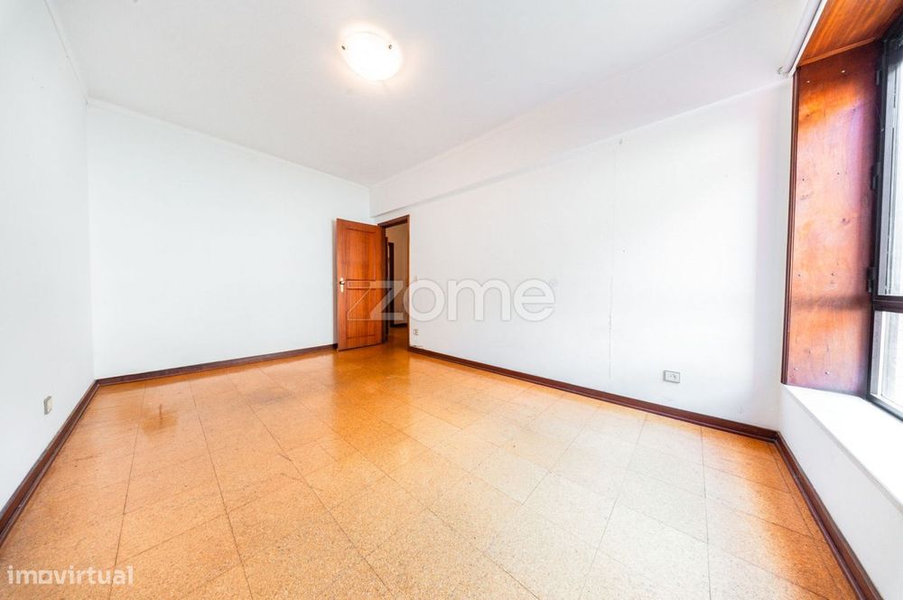 Apartamento T3 | Rua Padre Manuel da Nóbrega, Celas