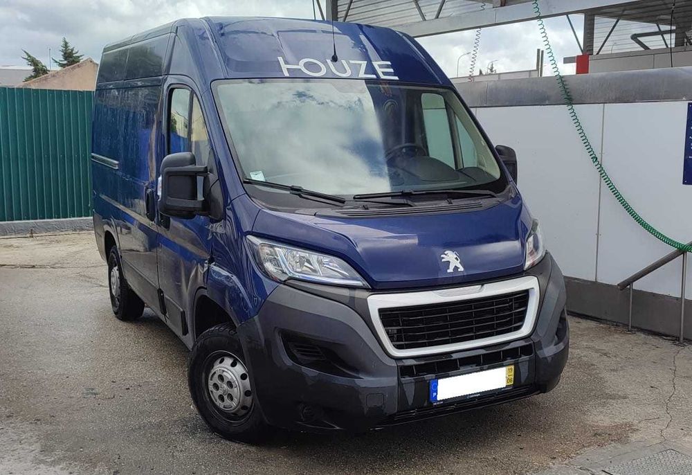 Peugeot Boxer 2.0 BlueHDi 330 L1H2 Premium | Financiamento disponível