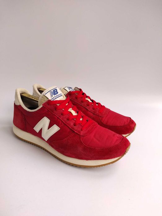 Кросівки New Balance 220