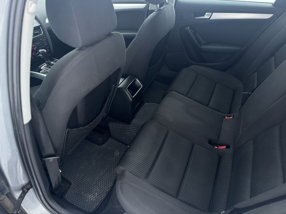 Audi A4b8 2010 2.0TDI АКПП