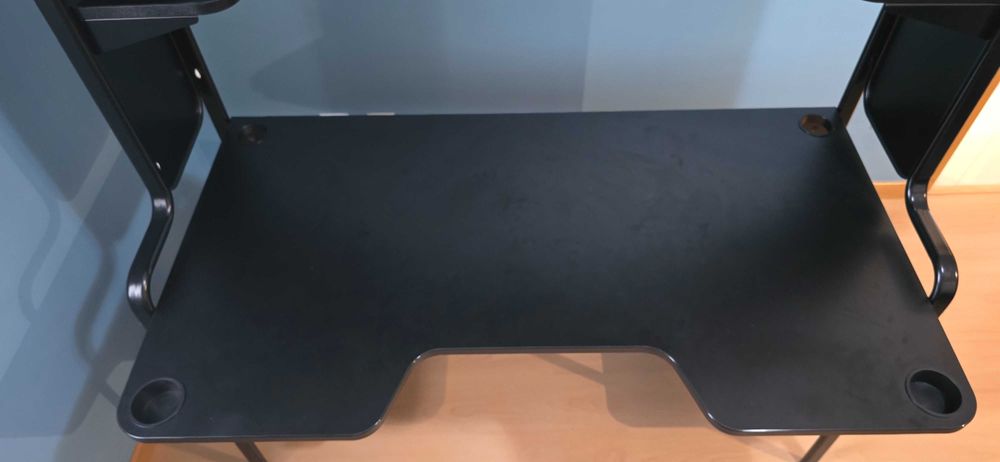 Secretária FREDDE IKEA