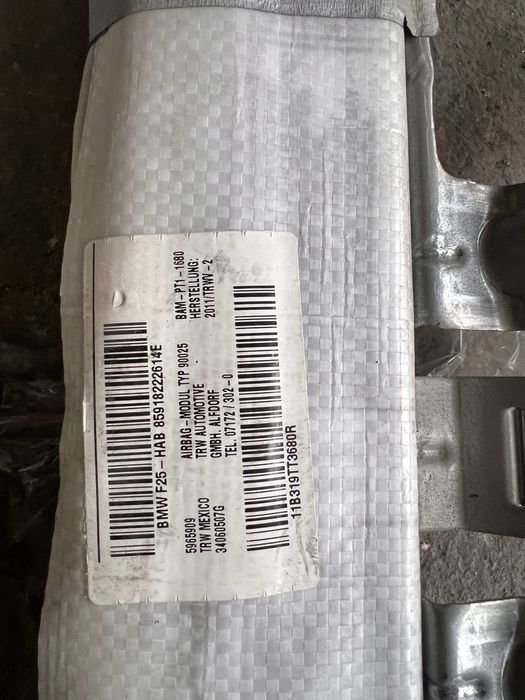 Шторка бмв х3  f25 безпека bmw x3 f25 подушка бмв х3 ф25