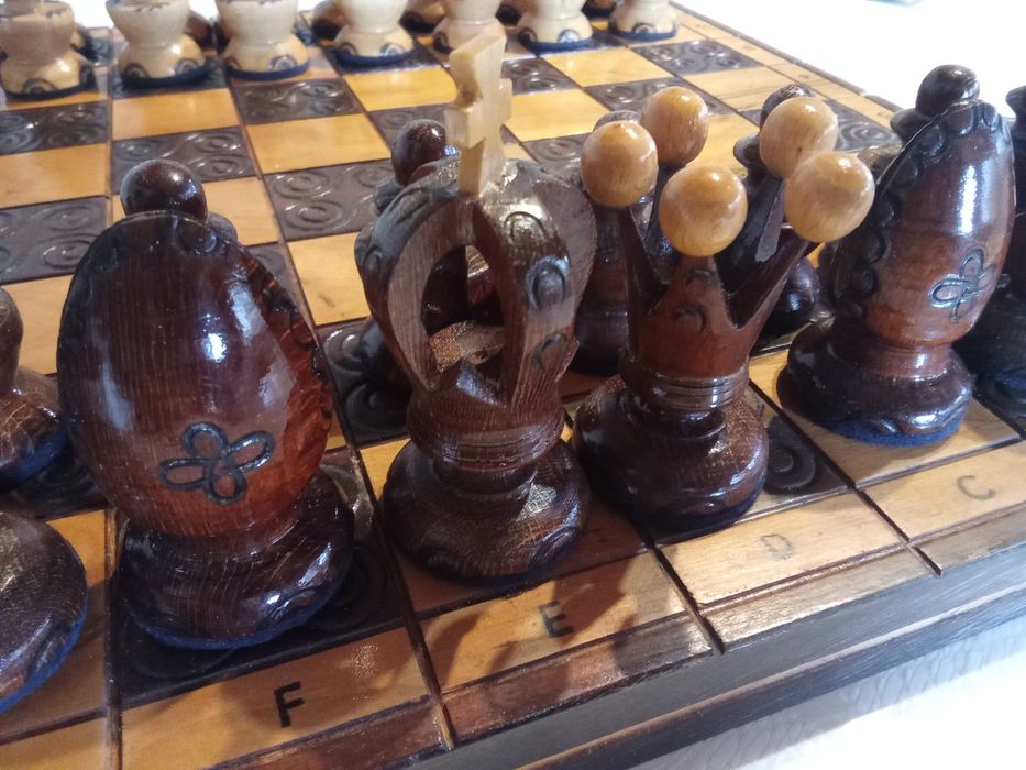 Jogo de Xadrez em madeira, 1970.