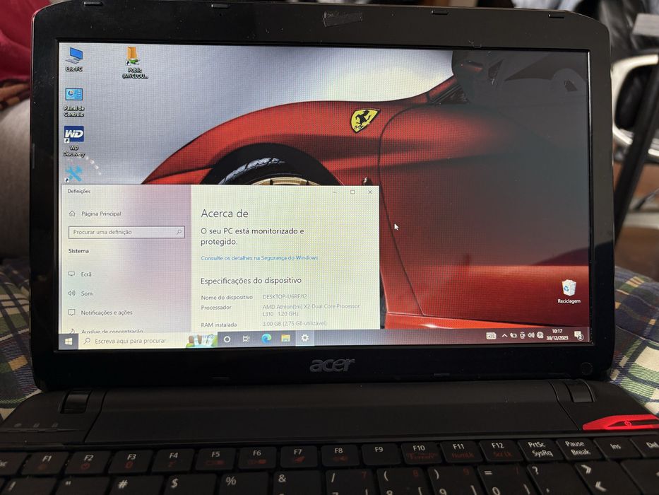 Portátil Acer Ferrari one-200