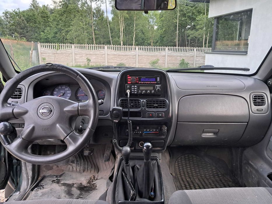 Nissan navara 2005