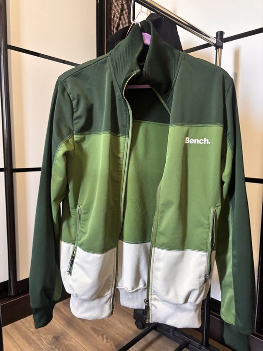 Спитривна кофта, олімпійка bench