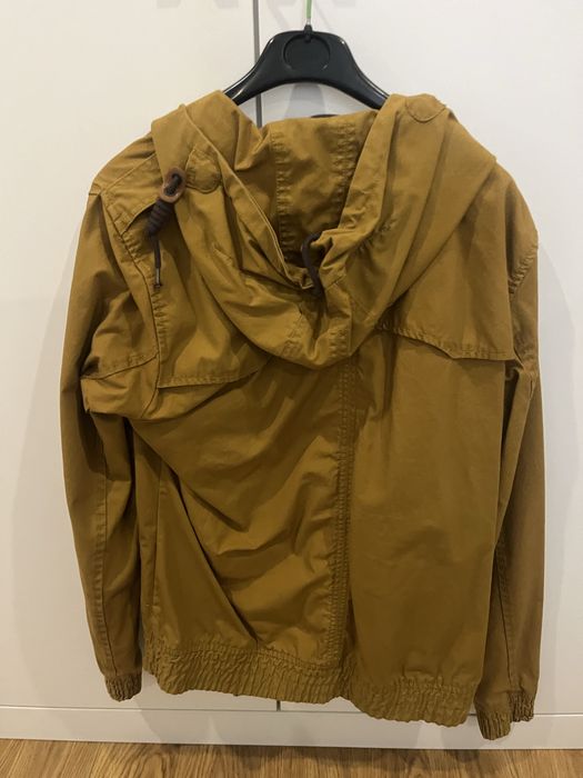 Casaco marca pull & bear castanho