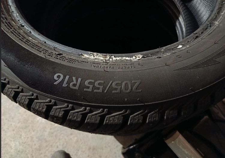 Продам резину шипованую 205 55 16