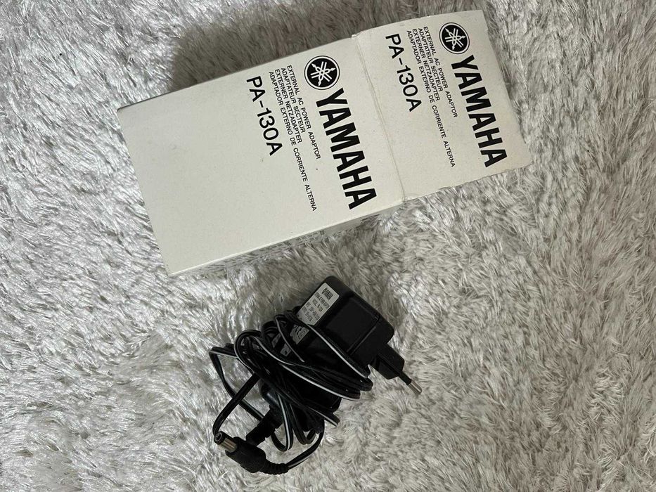 Teclado Yamaha PSR-E223