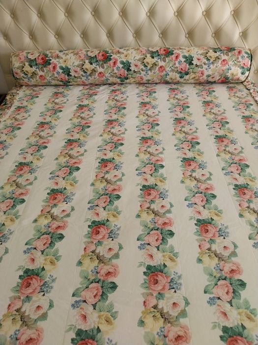 Colcha / edredon decorativo com rolo