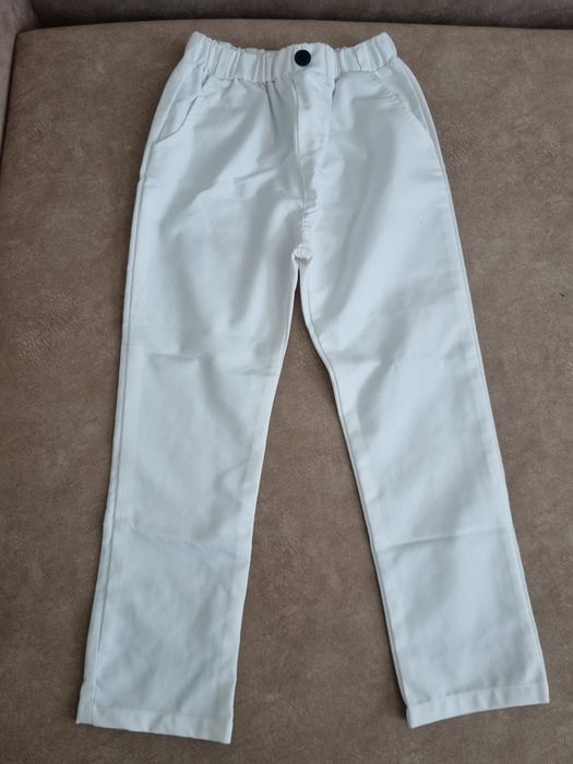 Білий смокінг/костюм р. 130