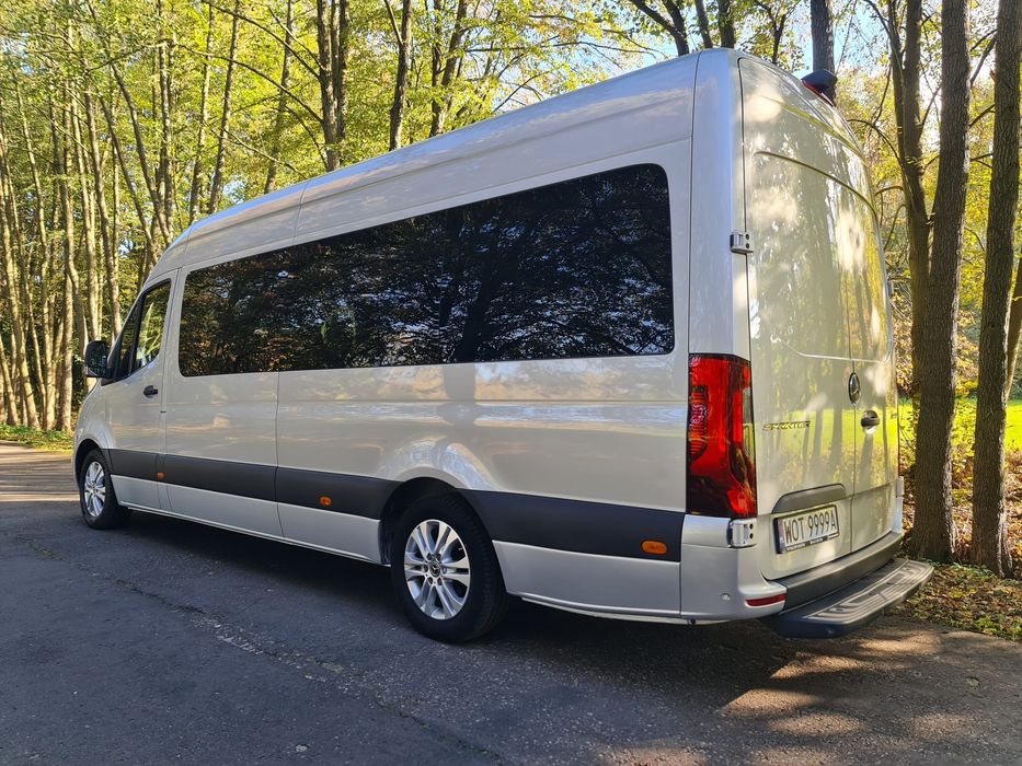 Mercedes sprinter VIP przewóz osób transfery LOTNISKO transport koncer