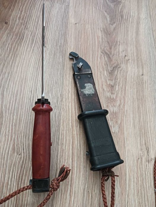 Bagnet do AK47 Kałasznikow brak numeru