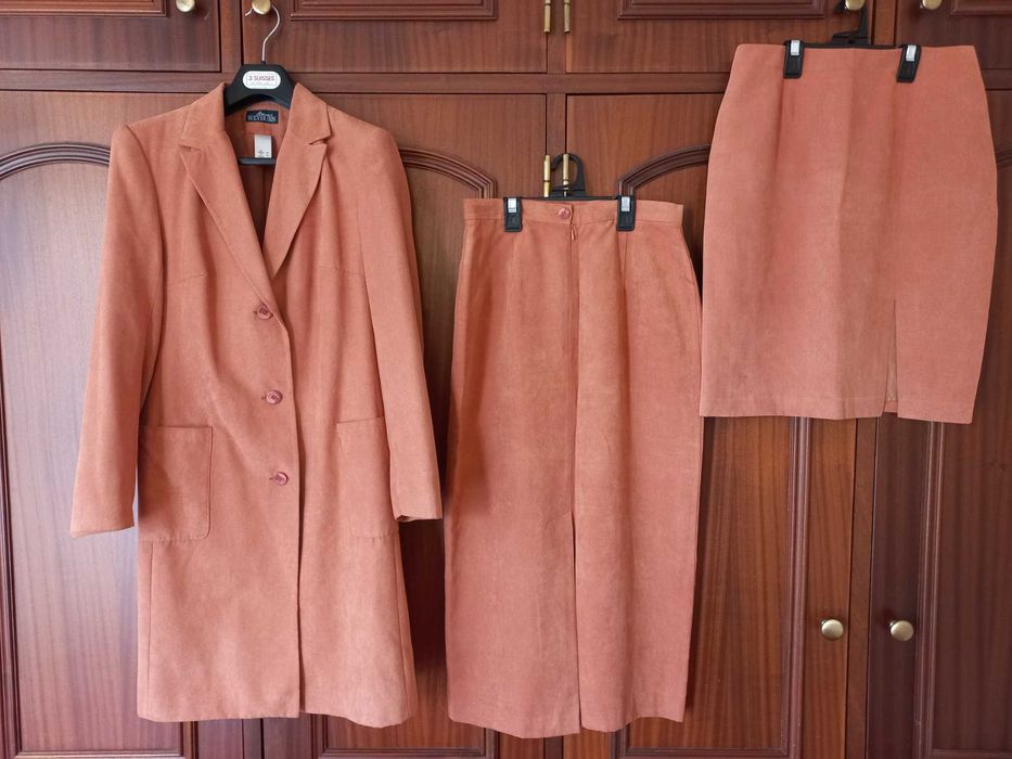 Conjunto Casaco, Calças e Saia Mulher - Anne Weyburn