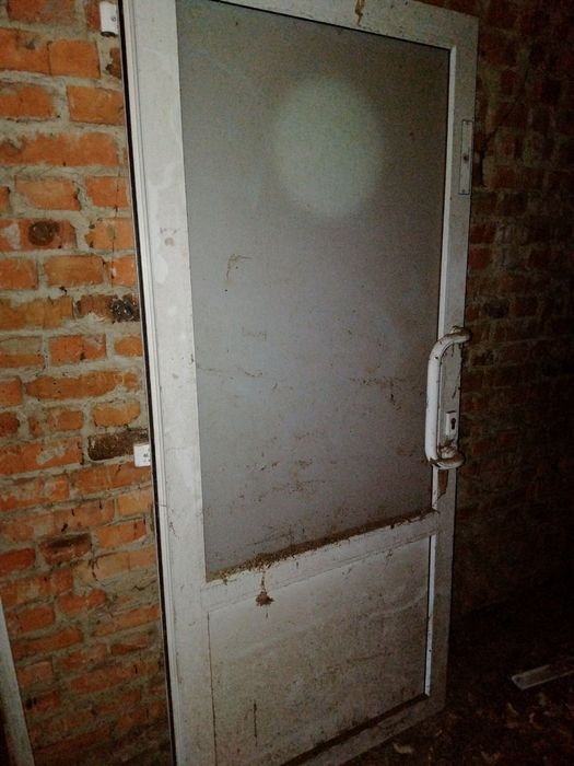 Двері металопластикові