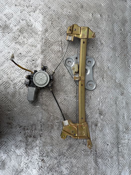 Стеклоподьемник водителя тойота селика 02 год toyota celica