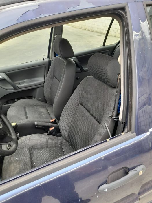 Para peças VOLKSWAGEN Polo (6N)