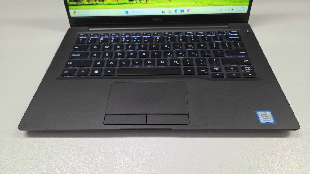 Dotyk Dell Latitude 7400 i5 8365U 8GB 256SSD FHD IPS Laptop Windows 11