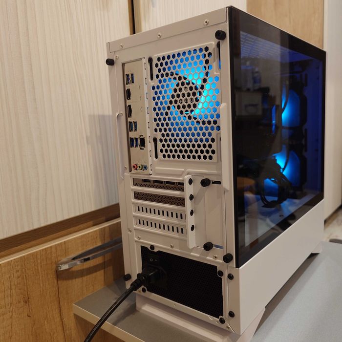 Игровой компьютер (i5-14400, RTX 3070, 32GB, 1TB, 650W)