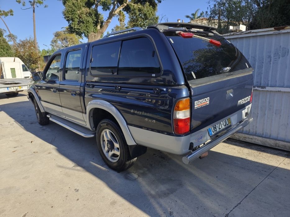 Mazda B2500 4x4 de 2000 cabine dupla