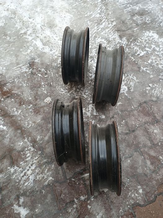 4 szt felgi stalowe 14 cali ET35