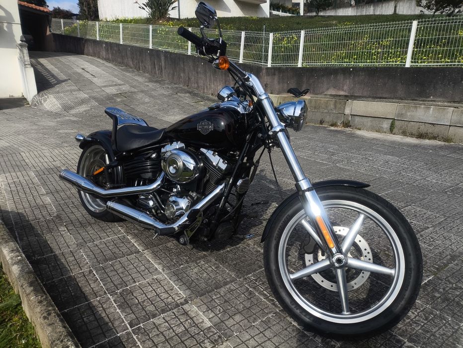 Harley Davidson Rocker C