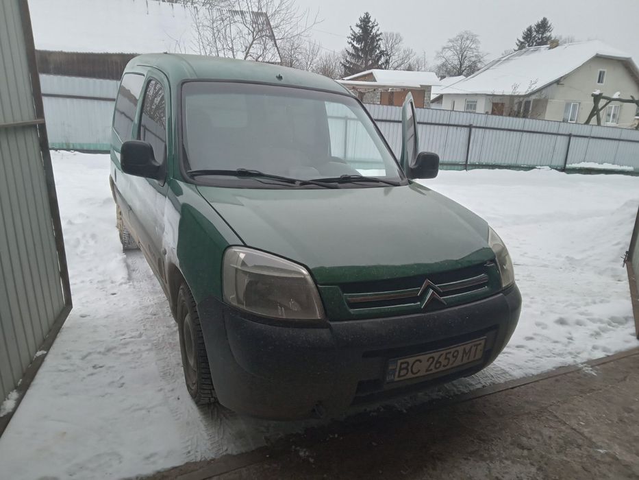 Продам авто в не поганому стані