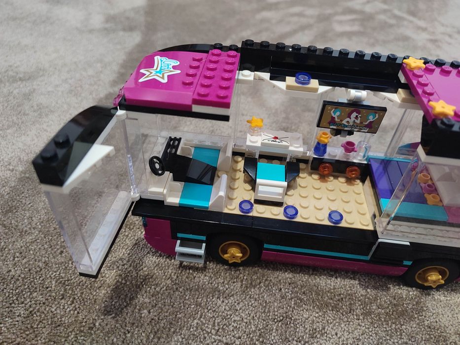 LEGO Friends Wóz koncertowy gwiazdy Pop
8-12 | #41106 | 682 Elementy