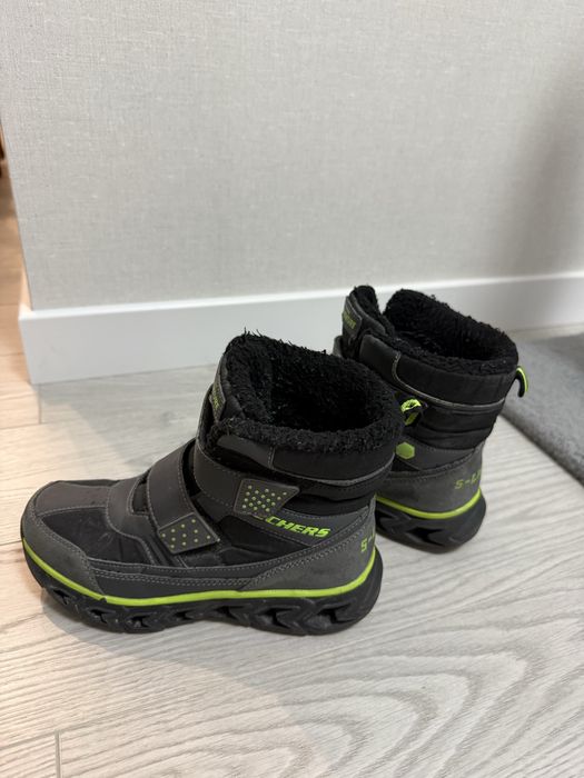 Чоботи skechers зимове