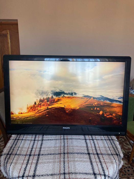 Телевізор Philips 42PFL3604/12 (42") + SMART TV