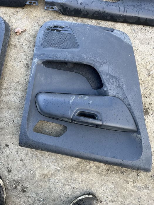 Amarok 2011 2h0 Boczki Drzwi