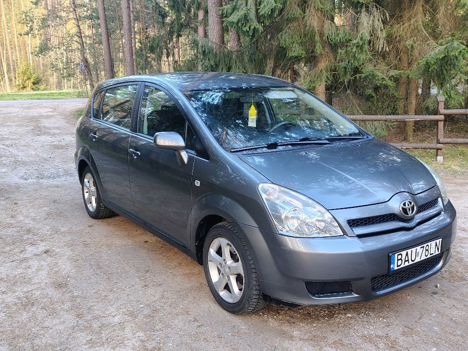 Toyota Corolla Verso • 2.0D4D • Hak • Klima