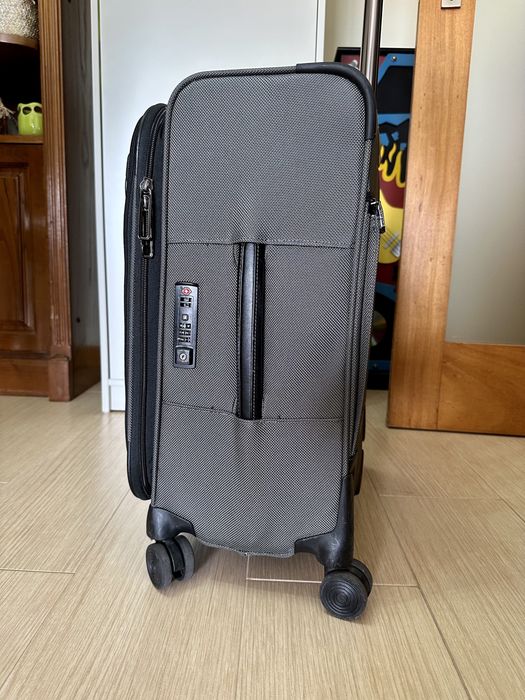 Samsonite Spinner 56