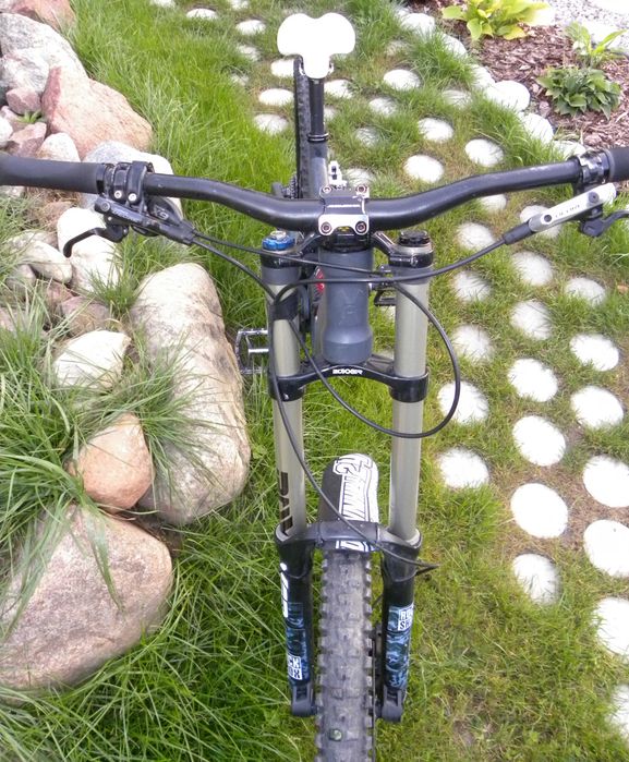 Rower NukeProof Scalp 2012