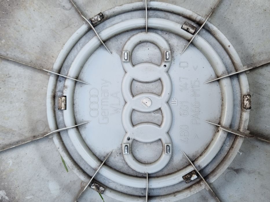 Kołpak Audi oryginalny Audi A6 itp. Made in Germany