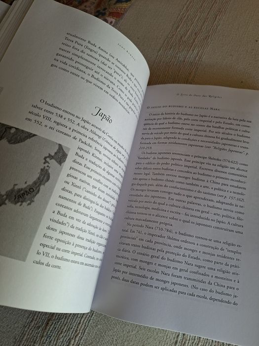 O Livro de Ouro das Religiões