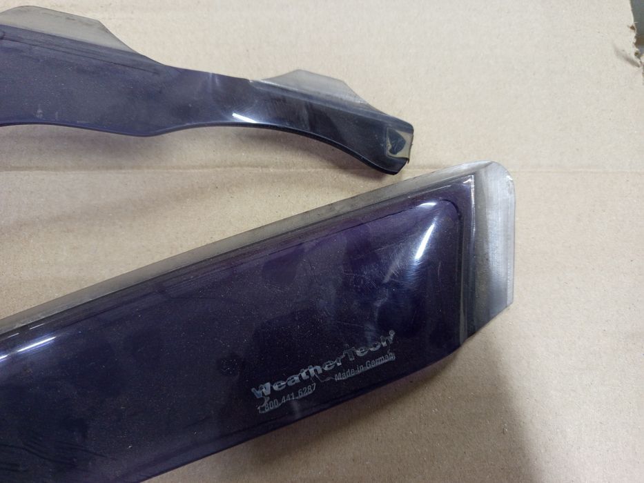 Дефлектор передніх вікон БМВ Ф30, Ф31. F30, F31