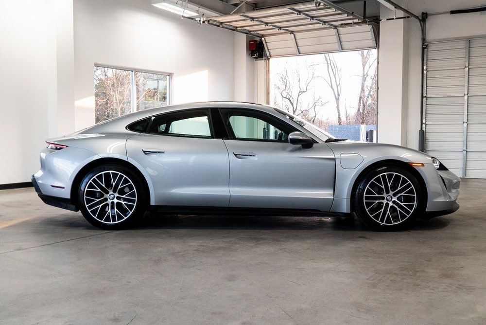 2022 Porsche Taycan RWD з ПДВ