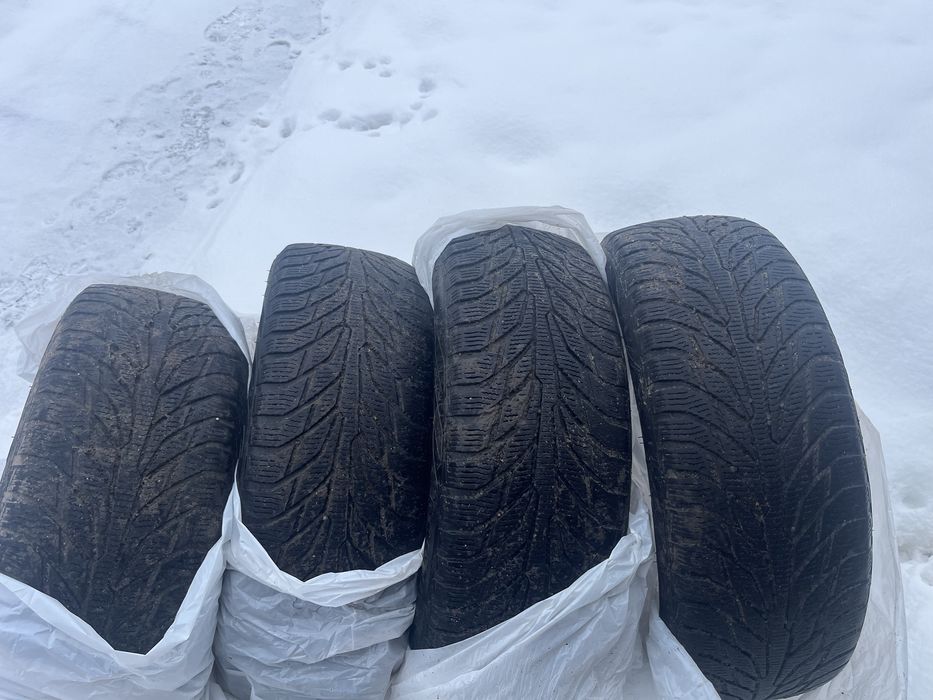 Зимові покришки 205/55/16