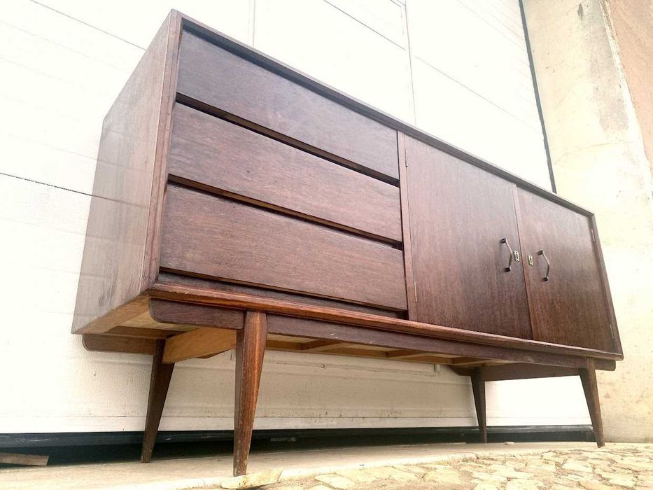 Aparador olaio vintage +170comp x 48.5prof x 85,5alt.