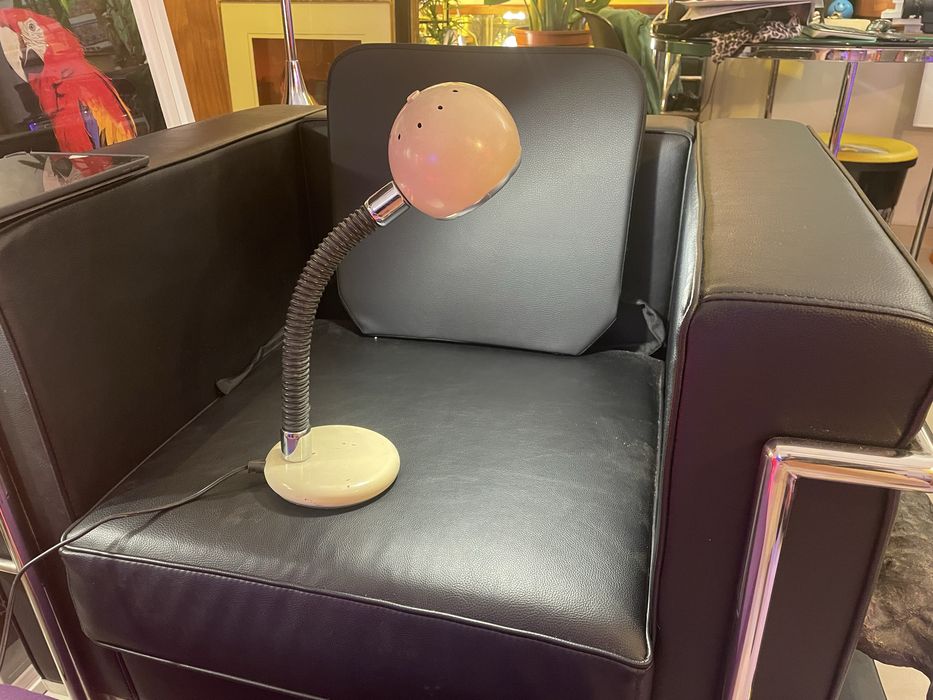 Vintage Italian Table Lamp Veneta Lumi 70s Beige Candeeiro de Secretaria / Mesa Space Age