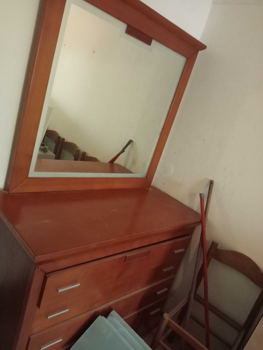 Cómoda com espelho! Apenas até ao fim do mês