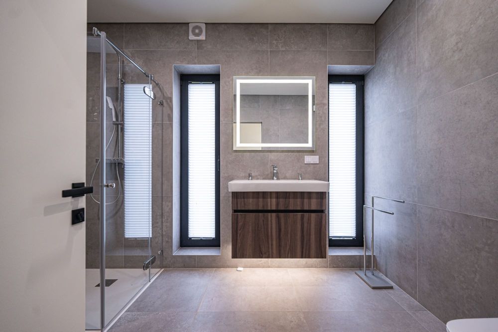 Продаж сучасної садиби у с.Велика Солтанівка - 1,1841 Га.