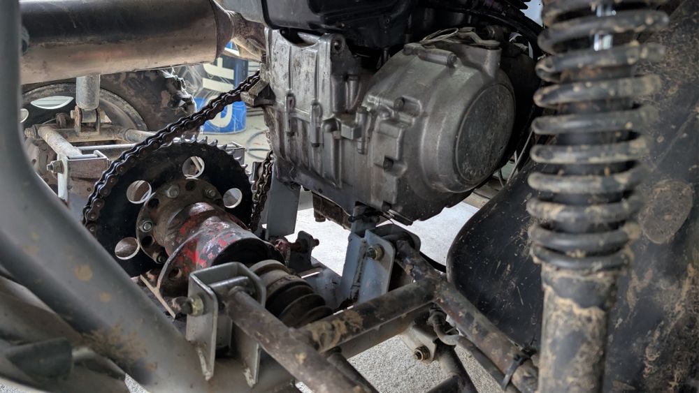 Adly 500 com documentos