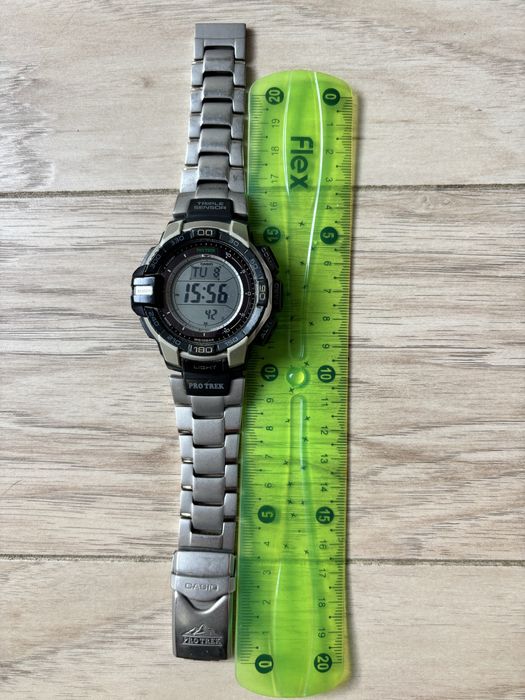 Sprzedam zegarek CASIO PRO TREK PRG -270D