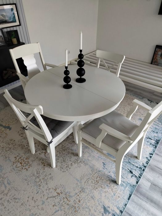 4 cadeiras brancas INGATORP e INGOLF