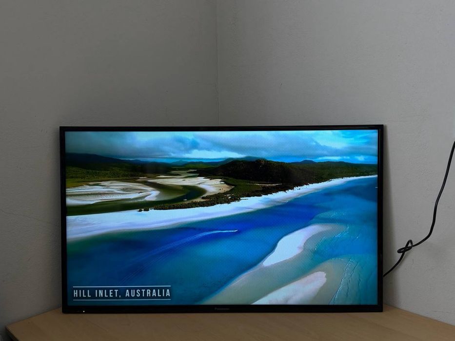 Телевізор Panasonic / 39″ / Full HD / Smart TV