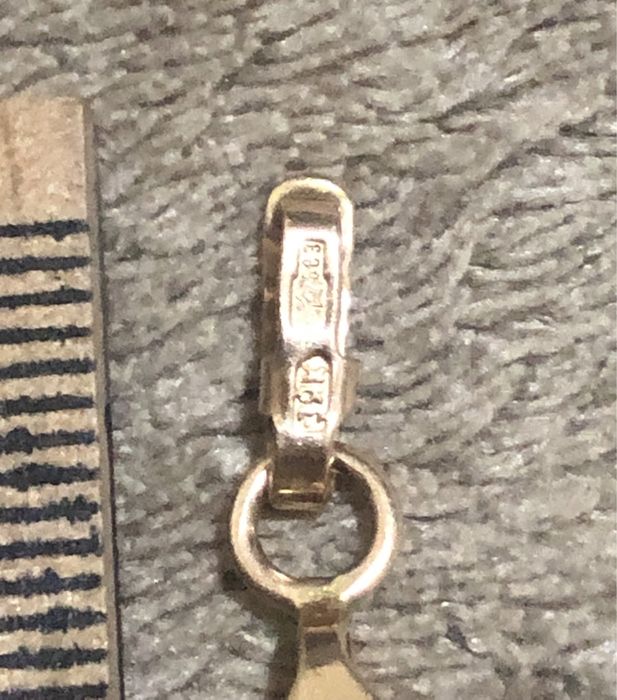 Золотой кулон 583 пр. со звездой (Калининградский янтарный завод).