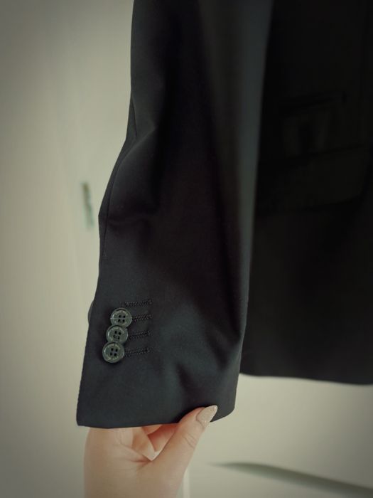 Garnitur czarny ze spodniami